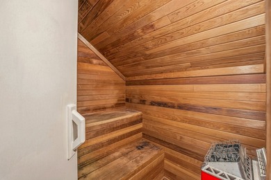 BACK ON THE MARKET DUE TO BUYER'S FINANCING: Enjoy golf course - photo 30