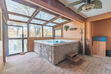 BACK ON THE MARKET DUE TO BUYER'S FINANCING: Enjoy golf course - photo 32