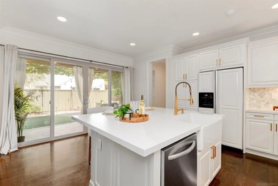 Beautifully reimagined and move-in ready, this stunning Tuscany - photo 3