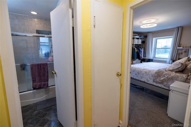 Price Reduction! Amazing Deal! Step into this bright and - photo 6