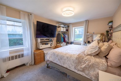 Price Reduction! Amazing Deal! Step into this bright and - photo 7