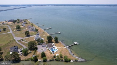 Welcome to Your Eastern Shore Waterfront Paradise! Nestled along - photo 8