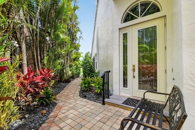 Get ready for Extraordinary! This Decorator/Designer Renovated - photo 9