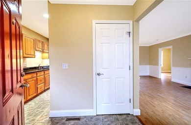 Welcome to this inviting first floor condo offering the perfect - photo 4