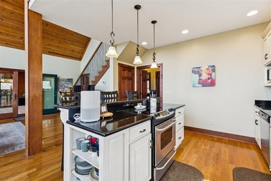 Amazing TURNKEY lake property on Barren River Lake with aluminum - photo 16