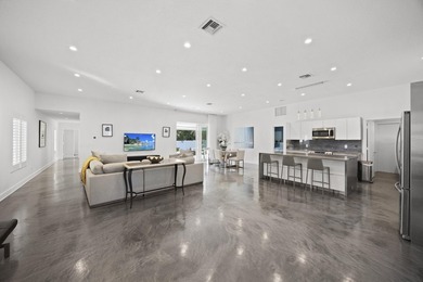 Great investment property tenant in place. Beautifully renovated - photo 21