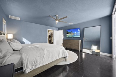 Great investment property tenant in place. Beautifully renovated - photo 25