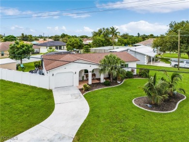 Cape Coral Lakes Area Home For Sale in Cape Coral Florida