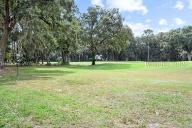 This beautifully updated 2 bedroom, 2 bathroom end-unit townhome