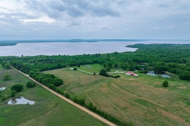 Peaceful country living on 70 acres just one hour from Tulsa and - photo 1