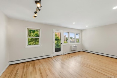 Welcome home to this beautifully renovated top-floor, walkup - photo 17