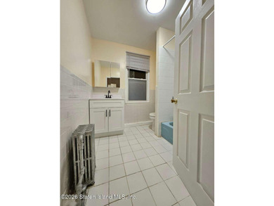 Hot Sale: Prime 2-Family Detached Home at 232 Hylan Blvd, Staten - photo 17