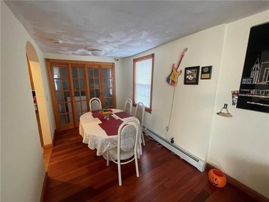 Beautifully renovated Colonial located in a desirable Riverside - photo 7