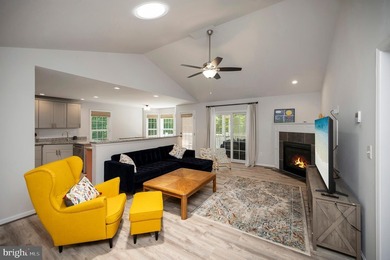 Welcome to 708 Eastover Parkway, where modern design, flexible - photo 10
