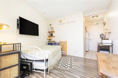 Additional listing photo 2
