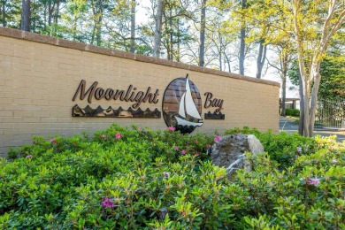 Lake Home For Sale in Hot Springs, Arkansas