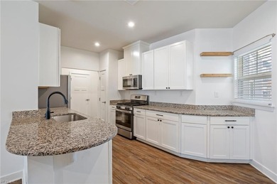 Elizabeth River Townhome/Townhouse For Sale in Chesapeake Virginia