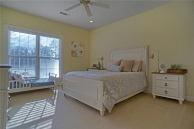 Homes that offer location, elegance, and space don't come up - photo 14