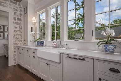 Approximately 7,200 Sq. Ft. | 6 Bedrooms | 5 Full Baths | 2 Half - photo 15