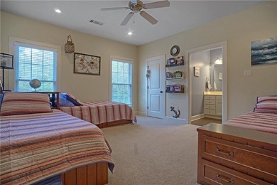 Homes that offer location, elegance, and space don't come up - photo 23