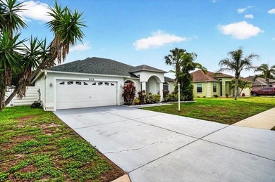 Start enjoying your pool home today! Rarely available 4 Bedroom - photo 3