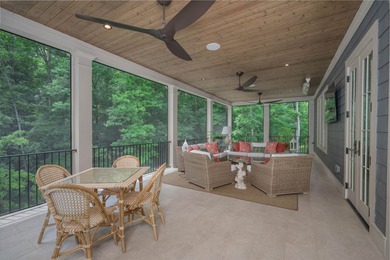 Approximately 7,200 Sq. Ft. | 6 Bedrooms | 5 Full Baths | 2 Half - photo 28