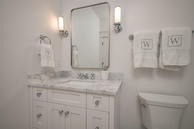 Approximately 7,200 Sq. Ft. | 6 Bedrooms | 5 Full Baths | 2 Half - photo 37