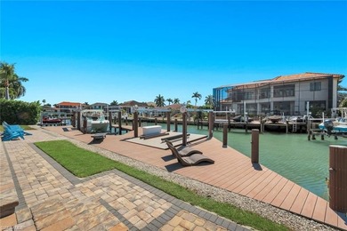 Sun, Sun, Sun! Sought after Southwest Exposure Luxury Waterfront - photo 37