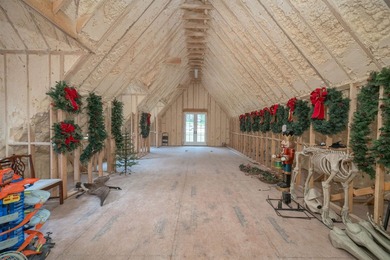 Approximately 7,200 Sq. Ft. | 6 Bedrooms | 5 Full Baths | 2 Half - photo 40