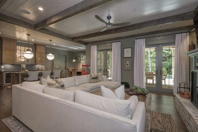 Approximately 7,200 Sq. Ft. | 6 Bedrooms | 5 Full Baths | 2 Half - photo 43
