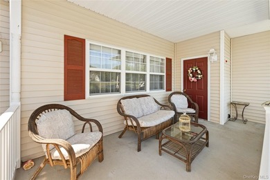 Welcome to Sunken Pond Estates, a sought-after gated 55+ - photo 4