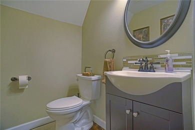 Homes that offer location, elegance, and space don't come up - photo 47