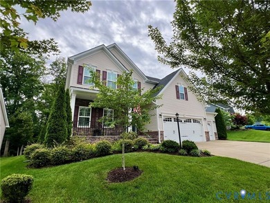 Welcome to this beautifully maintained 3-bedroom, 2.5-bath home - photo 3