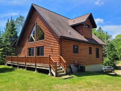 Pinestone Crossing sits on 26 shared wooded acres with over 700' - photo 1