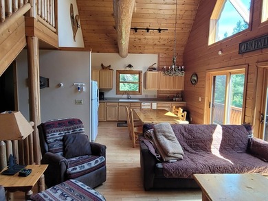 Pinestone Crossing sits on 26 shared wooded acres with over 700' - photo 4