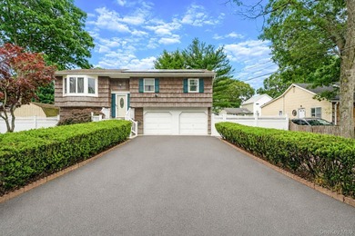 Welcome to this spacious 4-bedroom, 2-bath home in the heart of - photo 2