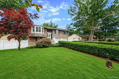 Welcome to this spacious 4-bedroom, 2-bath home in the heart of - photo 3