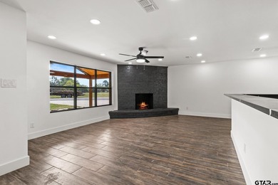 Nestled in the sought-after Swannerland subdivision near Lake - photo 5