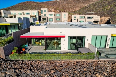 Stunning Christopher home featuring an open spacious modern - photo 37