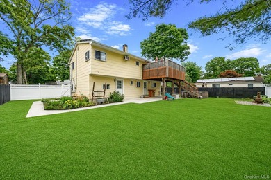 Welcome to this spacious 4-bedroom, 2-bath home in the heart of - photo 7