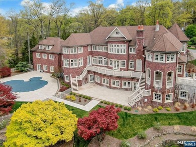 Welcome to an exceptional newly gut-renovated stone colonial - photo 4