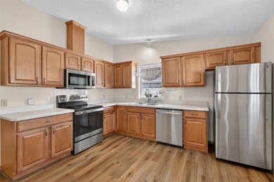 Discover Florida living at it's best in this FABULOUS, partially - photo 6
