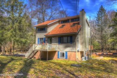 Pocono Peak Lake Home For Sale in Gouldsboro Pennsylvania