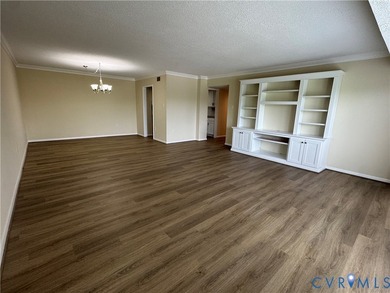 Large bright two bedroom unit in highly desirable Hathaway - photo 5
