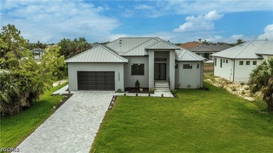 Burnt Store Lakes Area Home For Sale in Punta Gorda Florida