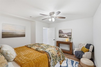Discover this beautiful 5 bedroom, 4 bath 2 story home located - photo 14