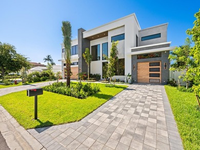 Luxury redefined in this newly constructed waterfront estate - photo 14