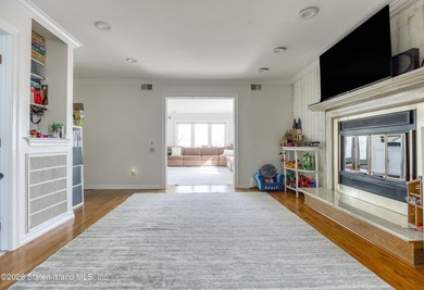 Welcome to 4 Sophia Lane - minutes from the Verrazano Bridge - photo 14