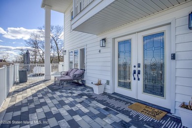 Welcome to 4 Sophia Lane - minutes from the Verrazano Bridge - photo 20