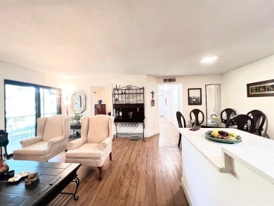 Lake Condo For Sale in Tamarac, Florida